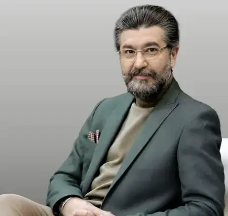 دانلود آهنگ توی این شهر شلوغ یک آشنا کنارم نیست از امیرحسین مدرس