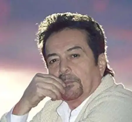 دانلود آهنگ شب یلدا کی گفته از شاهرخ