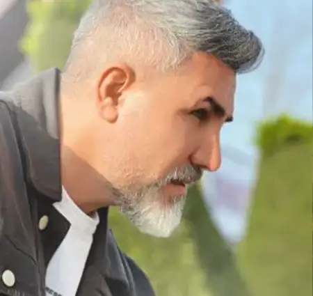 دانلود آهنگ تورو بی منت بی خواهش از ته دلم میخوامت