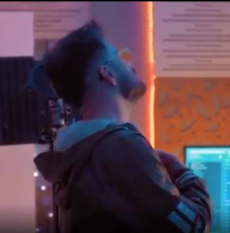 دانلود آهنگ تو یه فرشته ای فقط شبیه آدمی