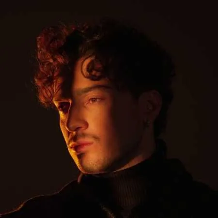 دانلود آهنگ یه شب از قصد رفتم تنها شی