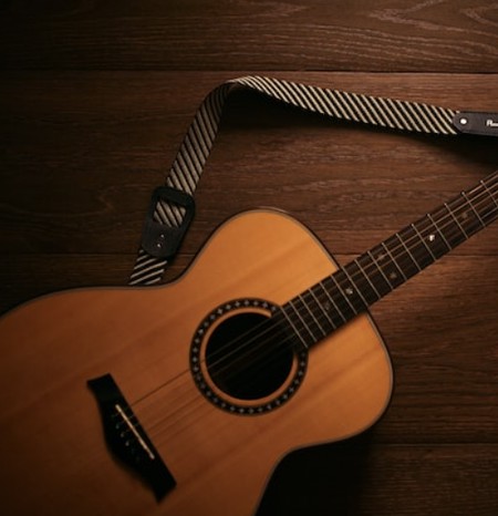 دانلود آهنگ کل ذوق و شوق من از دست داره میره کیسان