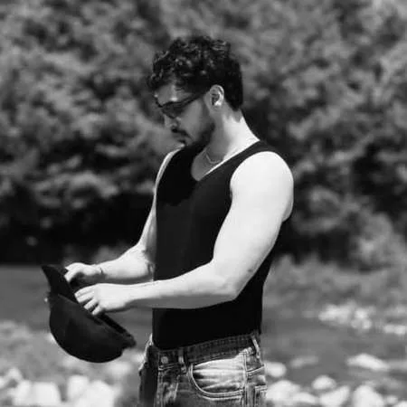 دانلود آهنگ دوست دارم قد اسمونو زمین من دوست دارم نیما نورانی