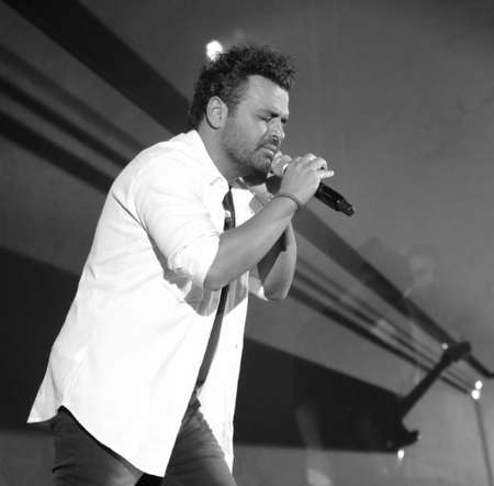 دانلود آهنگ میثم ابراهیمی نیستی