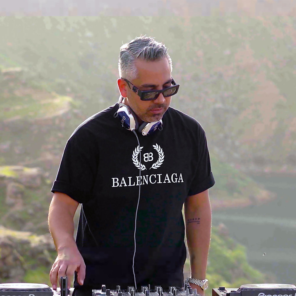 دانلود ریمیکس Weekend Live 10 دانلود ریمیکس Weekend Live 10