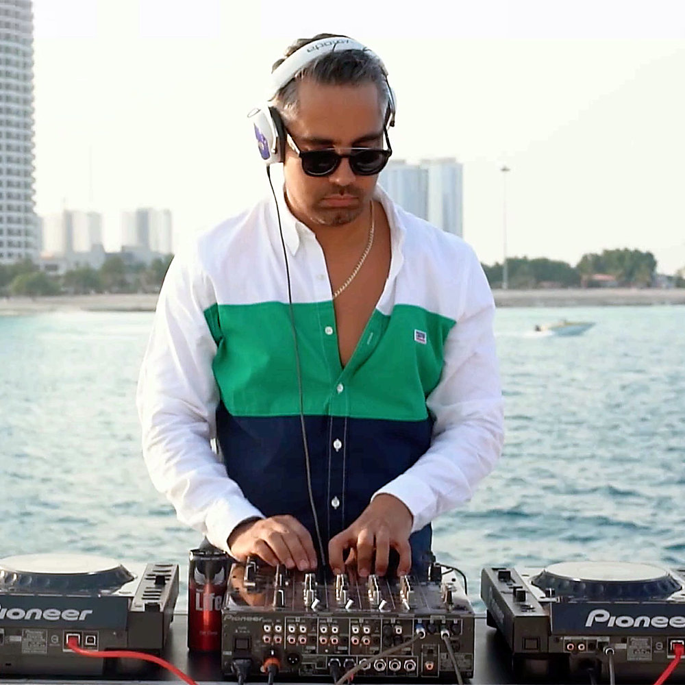 دانلود ریمیکس Weekend Live 3 دانلود ریمیکس Weekend Live 3