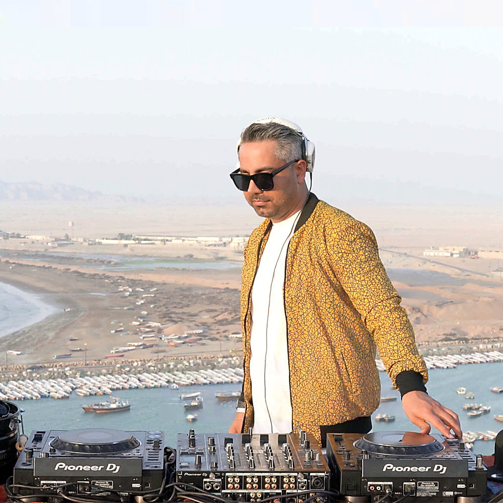 دانلود ریمیکس Weekend Live 5 دانلود ریمیکس Weekend Live 5