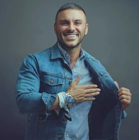 دانلود آهنگ آرمین زارعی نزار بگن همش حرف بود بینشون دانلود آهنگ آرمین زارعی نزار بگن همش حرف بود بینشون