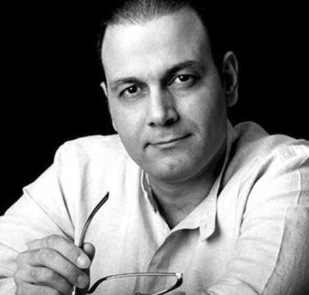 دانلود آهنگ آمده ام تو به داد دلم برسی دانلود آهنگ آمده ام تو به داد دلم برسی