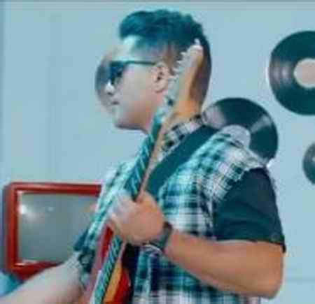 دانلود آهنگ احمد سعیدی هی روانی دانلود آهنگ احمد سعیدی هی روانی