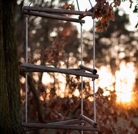 دانلود آهنگ از نردبان بودن بسیار غمگینم دانلود آهنگ از نردبان بودن بسیار غمگینم