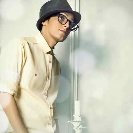 دانلود آهنگ اسمش عشقه مرتضی پاشایی دانلود آهنگ اسمش عشقه مرتضی پاشایی