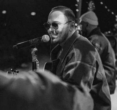 دانلود آهنگ اشوان دلم تنگه دانلود آهنگ اشوان دلم تنگه