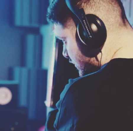 دانلود آهنگ الا و بلا که فقط حال تو با ما خوشه دانلود آهنگ الا و بلا که فقط حال تو با ما خوشه