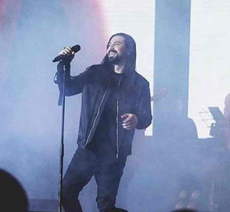 دانلود آهنگ امیر عباس گلاب فقط برو دانلود آهنگ امیر عباس گلاب فقط برو