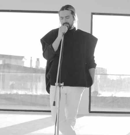 دانلود آهنگ امیر عباس گلاب هی تو دانلود آهنگ امیر عباس گلاب هی تو