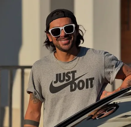 دانلود آهنگ امیرعباس گلاب فروغ دانلود آهنگ امیرعباس گلاب فروغ