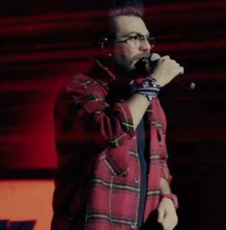 دانلود آهنگ اومدی تو دلم دلم قربون تو برم برم دانلود آهنگ اومدی تو دلم دلم قربون تو برم برم