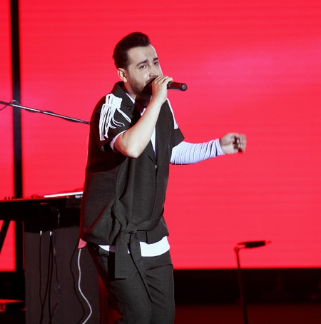 دانلود آهنگ این حسی که داریم مال خودمونه دانلود آهنگ این حسی که داریم مال خودمونه