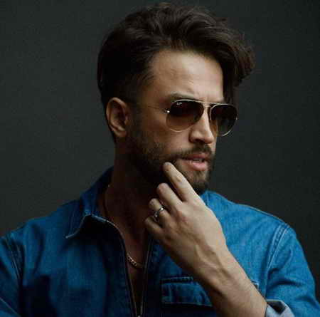 دانلود آهنگ بنیامین بهادری صدای قلب تو دانلود آهنگ بنیامین بهادری صدای قلب تو