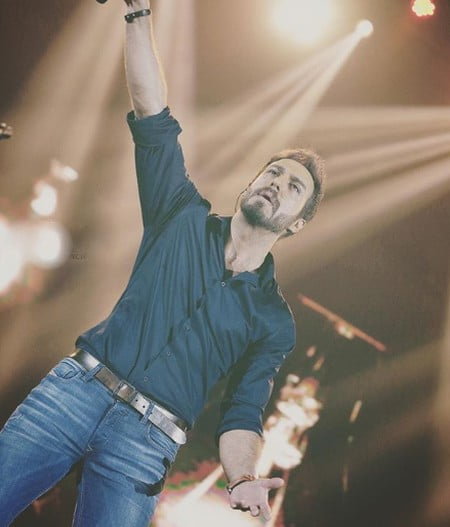 دانلود آهنگ جدید رستاک فقط یه سوال دانلود آهنگ جدید رستاک فقط یه سوال