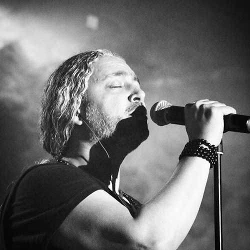 دانلود آهنگ جدید مازیار فلاحی عشق تو صدام دانلود آهنگ جدید مازیار فلاحی عشق تو صدام