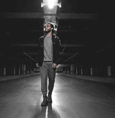 دانلود آهنگ حامیم سیاه سفید دانلود آهنگ حامیم سیاه سفید