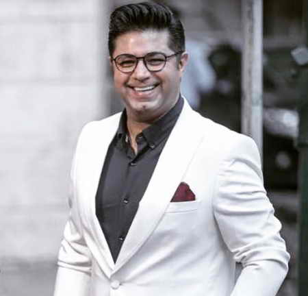 دانلود آهنگ حجت اشرف زاده عزیز بشین به کنارم دانلود آهنگ حجت اشرف زاده عزیز بشین به کنارم