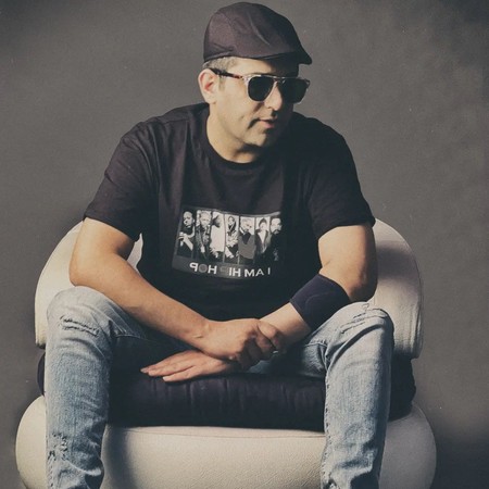 دانلود آهنگ حمید عسکری دستت تو دست منه دانلود آهنگ حمید عسکری دستت تو دست منه