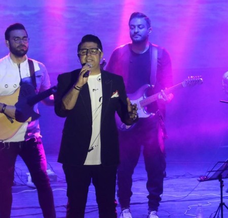 دانلود آهنگ خیال خنده های تو شد ارزوی هرشبم دانلود آهنگ خیال خنده های تو شد ارزوی هرشبم