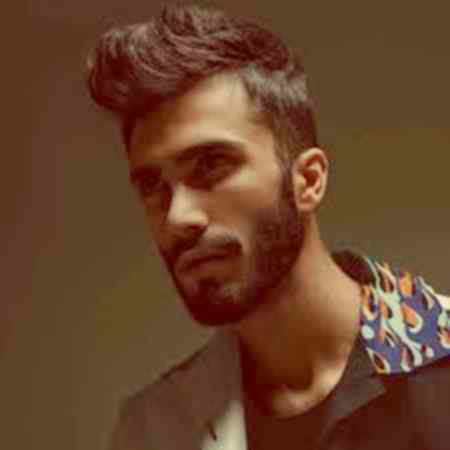 دانلود آهنگ داره بارون میزنه نم نم خیابونا چه سردن دانلود آهنگ داره بارون میزنه نم نم خیابونا چه سردن