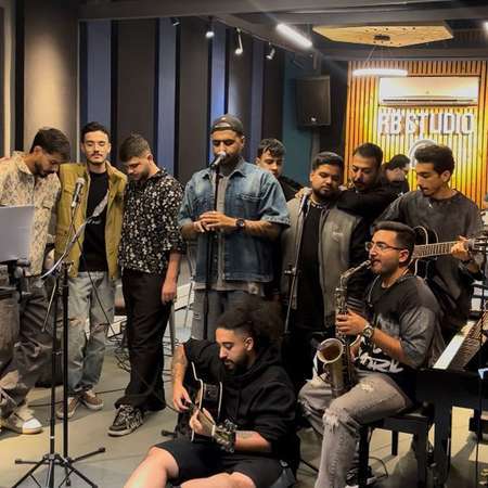 دانلود آهنگ رضا شیری نیومدی نیومدی دانلود آهنگ رضا شیری نیومدی نیومدی