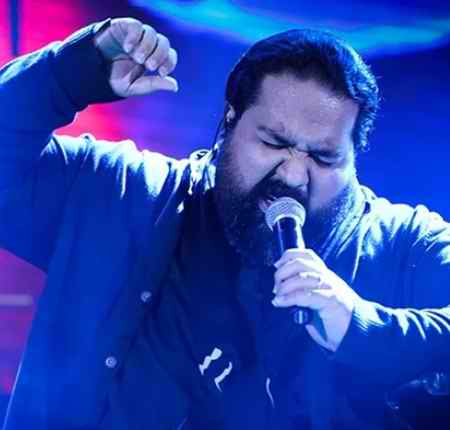 دانلود آهنگ رضا صادقی مشکی رنگ عشقه دانلود آهنگ رضا صادقی مشکی رنگ عشقه