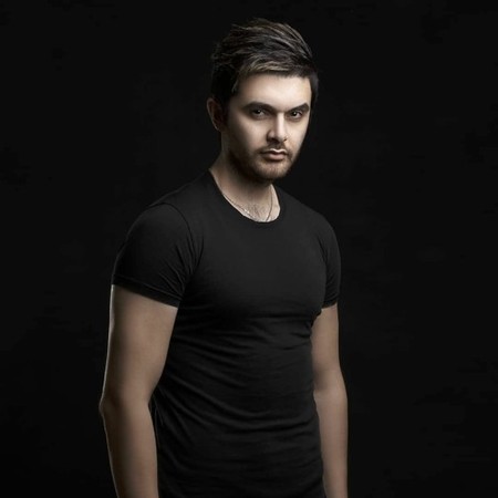 دانلود آهنگ سینا پارسیان اسب سیاه دانلود آهنگ سینا پارسیان اسب سیاه