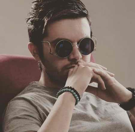 دانلود آهنگ سینا پارسیان شیرین دانلود آهنگ سینا پارسیان شیرین