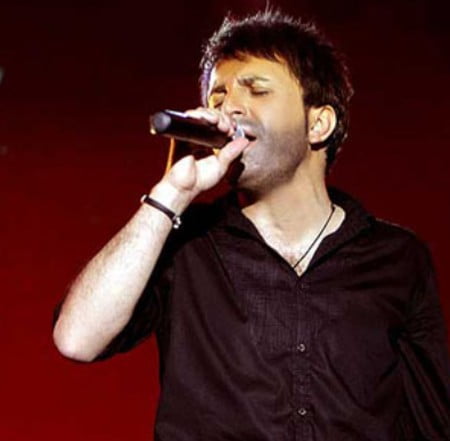 دانلود آهنگ علی لهراسبی دلم بند توئه دانلود آهنگ علی لهراسبی دلم بند توئه