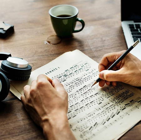 دانلود آهنگ عوضی مو چتری ریمیکس بیس دار دانلود آهنگ عوضی مو چتری ریمیکس بیس دار