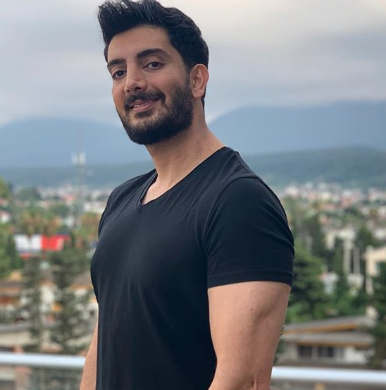 دانلود آهنگ فرزاد فرزین جای تو خالیه دانلود آهنگ فرزاد فرزین جای تو خالیه