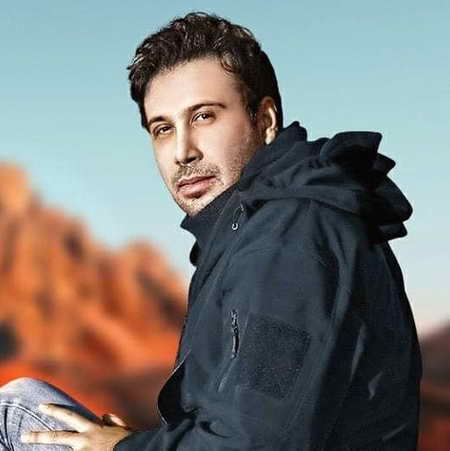 دانلود آهنگ محسن چاوشی غلط کردم تکیه کردم بر وفای او دانلود آهنگ محسن چاوشی غلط کردم تکیه کردم بر وفای او