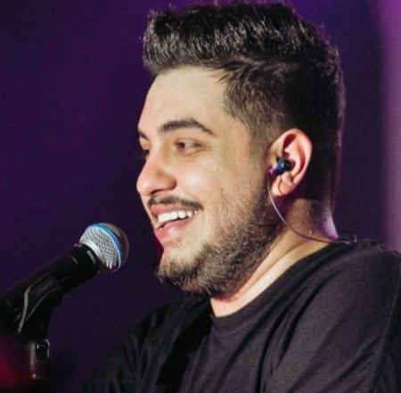 دانلود آهنگ من در تب و تاب توام دانلود آهنگ من در تب و تاب توام