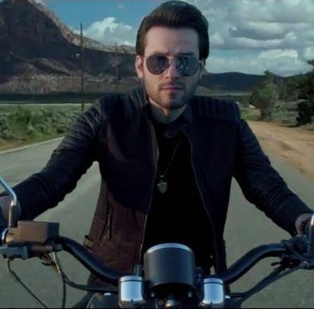 دانلود آهنگ مهدی احمدوند من و تو دانلود آهنگ مهدی احمدوند من و تو