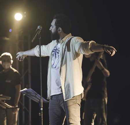 دانلود آهنگ مهدی یراحی اشتباه دانلود آهنگ مهدی یراحی اشتباه