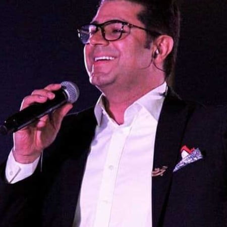 دانلود آهنگ میپرستم تورا میپرستم دانلود آهنگ میپرستم تورا میپرستم