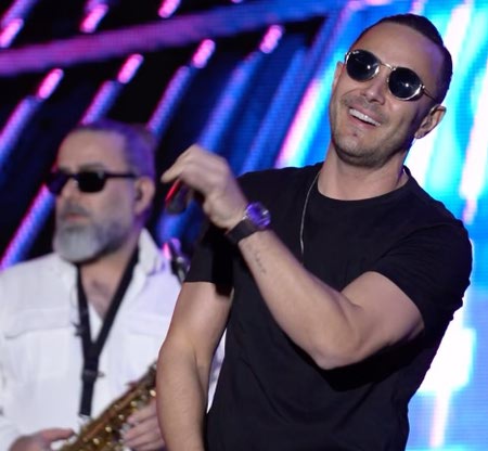 دانلود آهنگ ناصر زینعلی دوست دارم دانلود آهنگ ناصر زینعلی دوست دارم