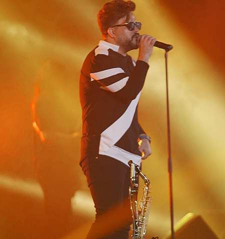 دانلود نوحه لالایی علی اصغر لالایی گل پرپر دانلود نوحه لالایی علی اصغر لالایی گل پرپر